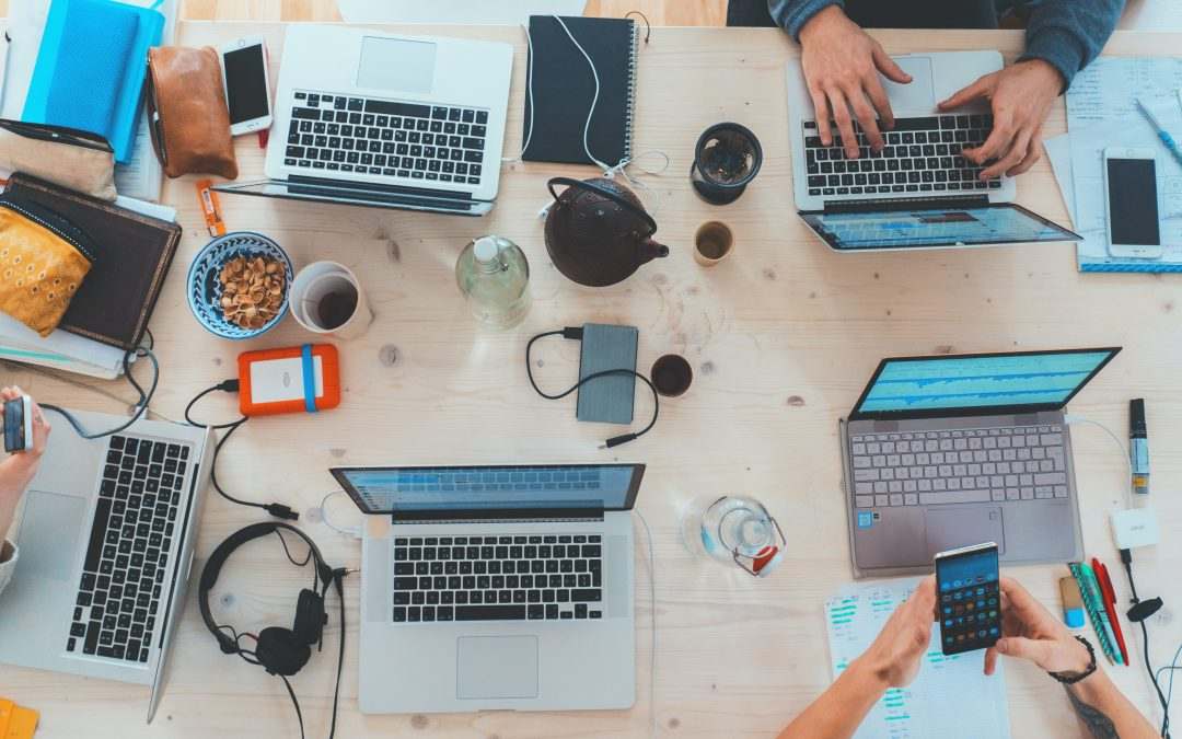 The Cons of Blogging That You Can Encounter in 2026