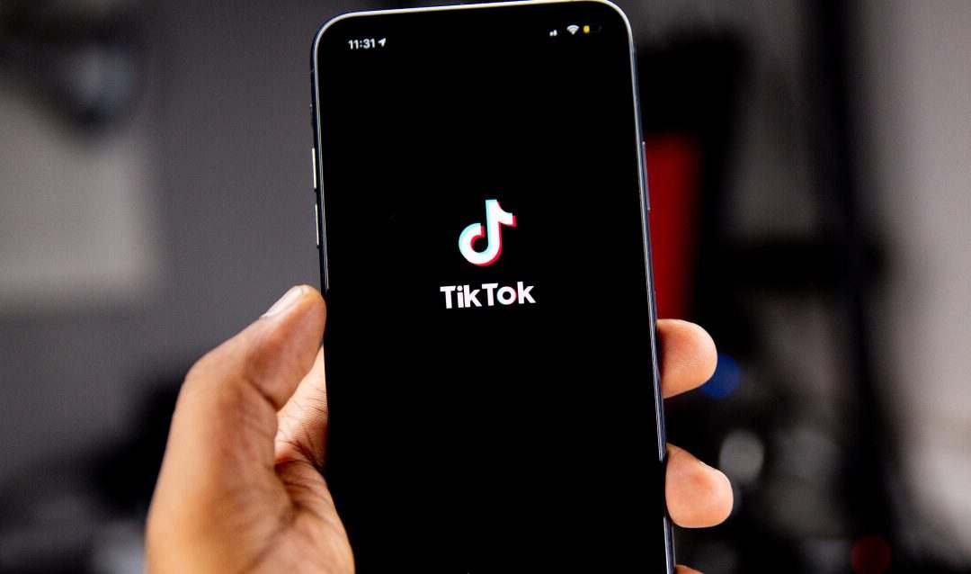 How To Add Website To TikTok — Easy Guide 2026