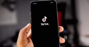 how to add website to tiktok 2022