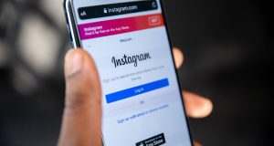 how to make a website for instagram