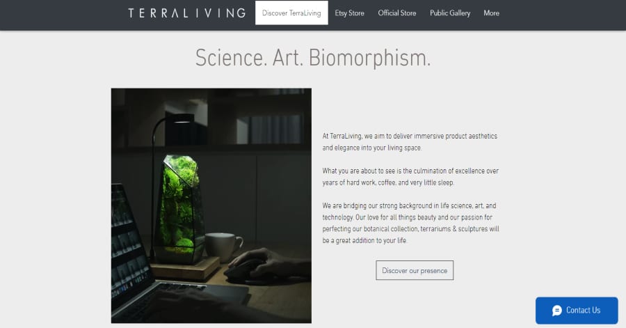 Hype 4 Academy - Glassmorphism Website Examples