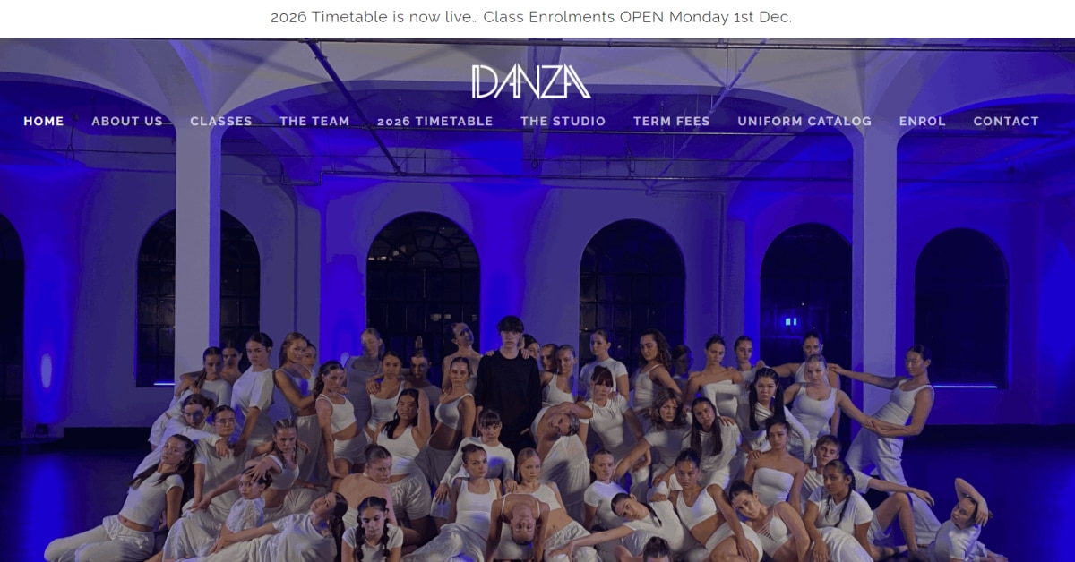 Danza - Purple Web Design Behance KIT IU - Glassmorphism Website Examples